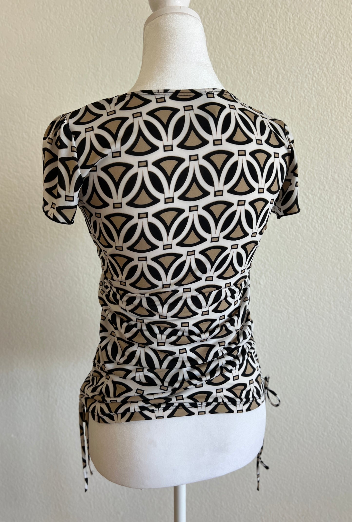 White Top w/ Black & Brown Design