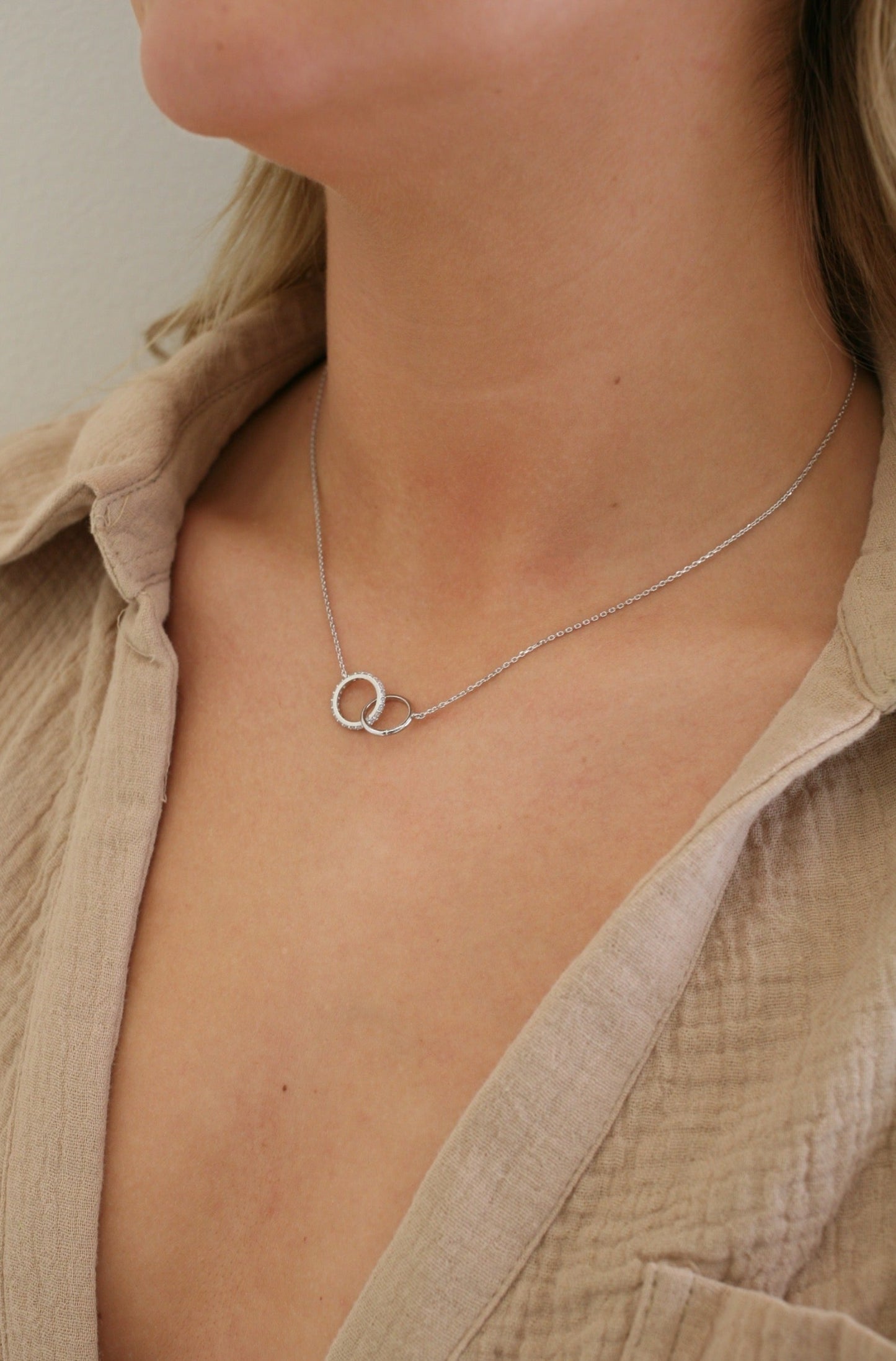 Circle Link Charm Necklace